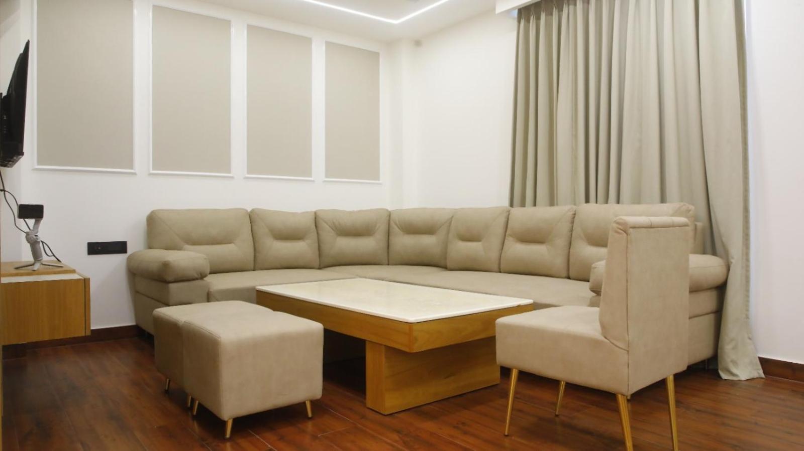 Hotel Glory Hisar ภายนอก รูปภาพ